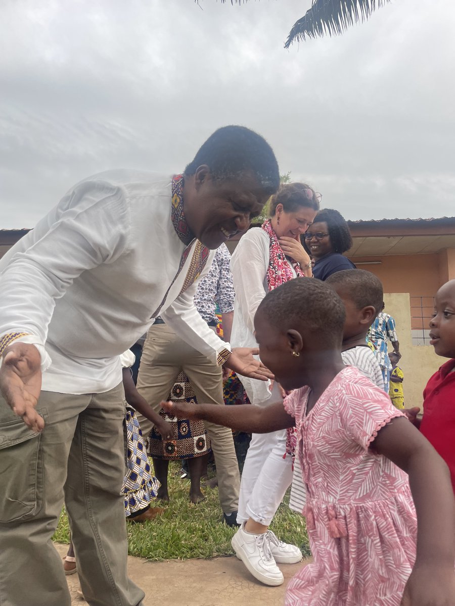 DerejeWordofa's tweet photo. In Lomé to visit ⁦@sos_togo⁩ progress over last 43 years and recent challenges &amp; successes. Engaged with young people who finished a two-day workshop on #youth employment &amp; entrepreneurships in #Togo Enjoyed my interactions with children, mothers &amp; other care practitioners. https://t.co/QblNNUL3Sx