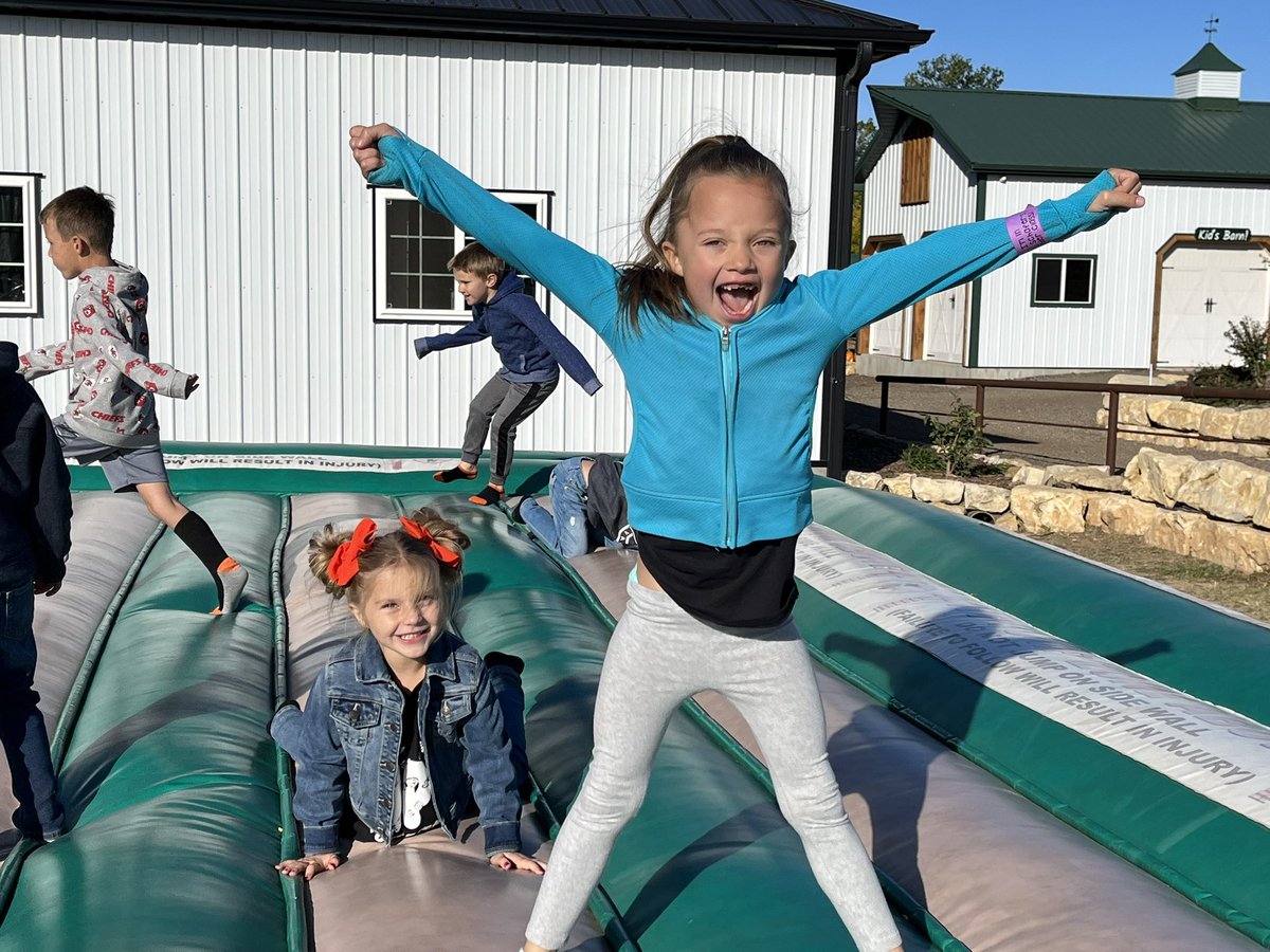 PrincipalPaul's tweet image. Great time at P and M today! Thank you #UVlearn kinder teachers for planning such an AWESOME time! #UVLearn #bexceptional