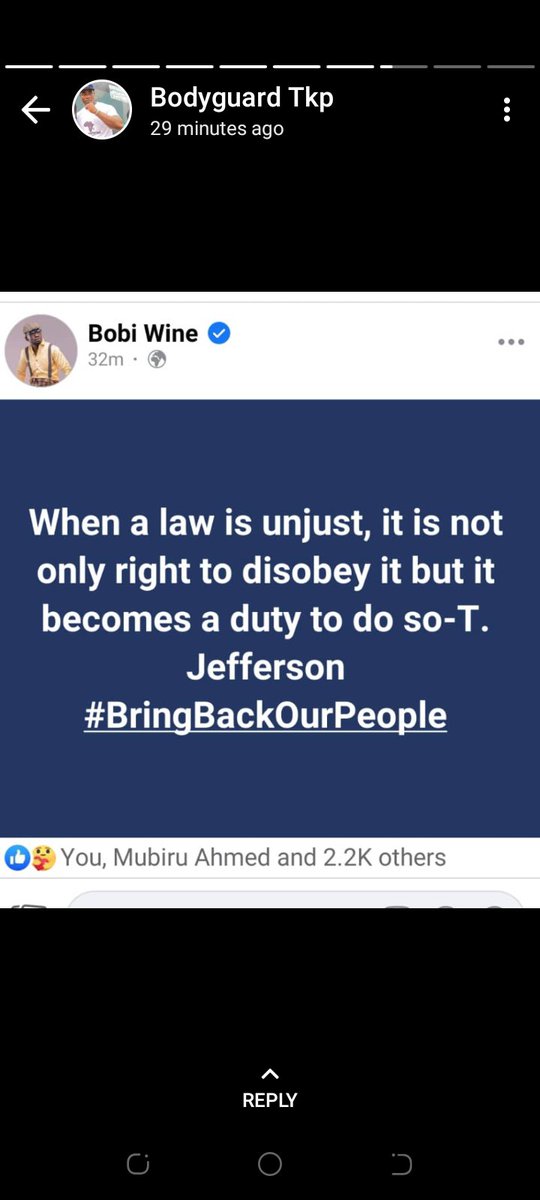 AlindaAngel2's tweet photo. My president is saying something guys listen 👂 https://t.co/iIz8INl7gE