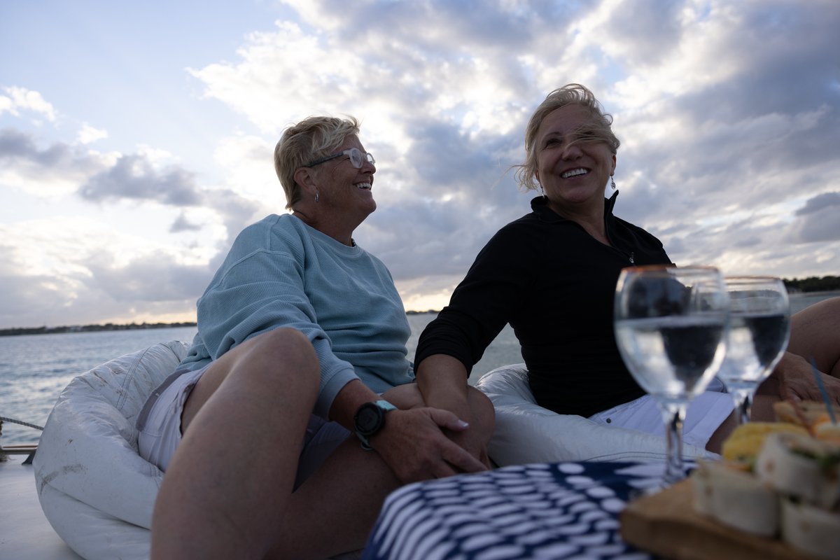 discoverboating's tweet photo. Kicking back, dropping anchor and relaxing is what #BoatGating is all about. 🧘♀️⚓️ #DiscoverBoating #SeeYouOutHere https://t.co/ifNaplJ5CT