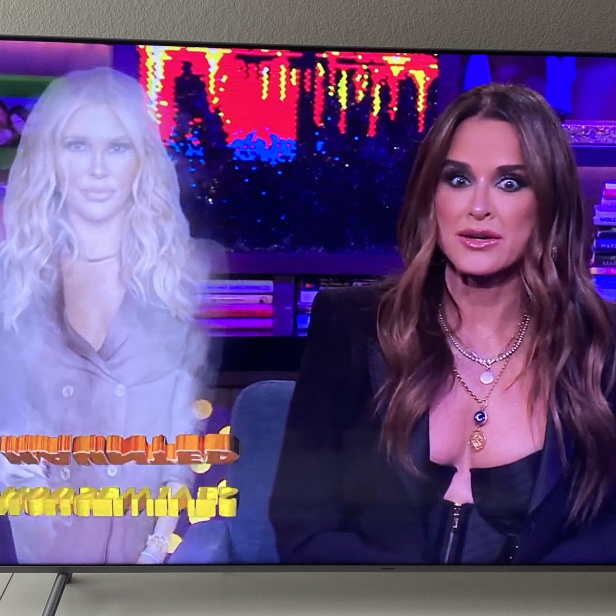 MsAmandaDolly's tweet photo. I’m living for ⁦@KyleRichards⁩ face when they ask her about ⁦@BrandiGlanville⁩ on #WWHL 😅 #RHOBH https://t.co/fK2cu4GMSD
