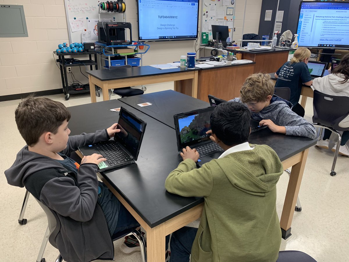 ShenanigansStem's tweet photo. Austin’s 5th graders are hard at work designing their self-sustaining farms. #NatParkChallenge @dacia92 @NPSEducation #expeditionsineducation @AustinElemDCSD @DCSDSTEM @dcsdctae @DCSDRegion1 https://t.co/WYdW1uOa1e