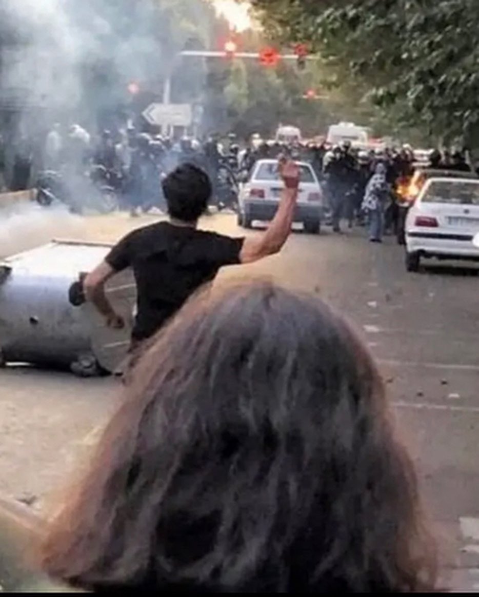 MeddieSa's tweet photo. 40+ years of HARD TIME has created STRONG MEN and WOMEN in IRAN that every single patriot is proud of..
There is so much hope for a better future✌️🤞
#MahsaAmini
#مهسا_امینی https://t.co/VWyFP8Nhz9