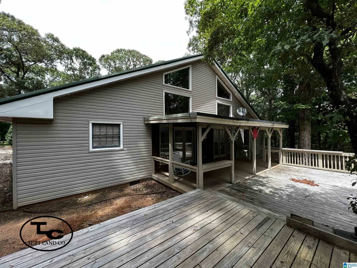 tutt_land's tweet photo. 318-acre hunting/recreational property less than 1.5 hours from Birmingham or 30 minutes from Montgomery. Priced at $1,360,000. Call Drew Zuelzke at 205-351-2575 #landforsale #AutaugaCounty #TuttLandCo #TLC #Hunting #Timber #Turkeys #Deer #TrustedLandPro
https://t.co/Pcz0L4t9GM https://t.co/t4O42nM49I