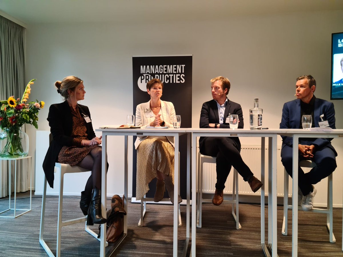"IWT blijft nog meest duurzame modus maar mag niet op lauweren rusten, #samenwerking brengt ons veel verder.” @DaisyRycquart (CITBO &amp; #EuropeanIWTPlatform) in panelgesprek over #duurzame #binnenvaart, met <a href="/DepartementMOW/">Departement Mobiliteit en Openbare Werken</a>, @DFDSGroup, @TessenderloKerley &amp; <a href="/alex_v_b/">Alex Van Breedam</a>  #Logistiekdag