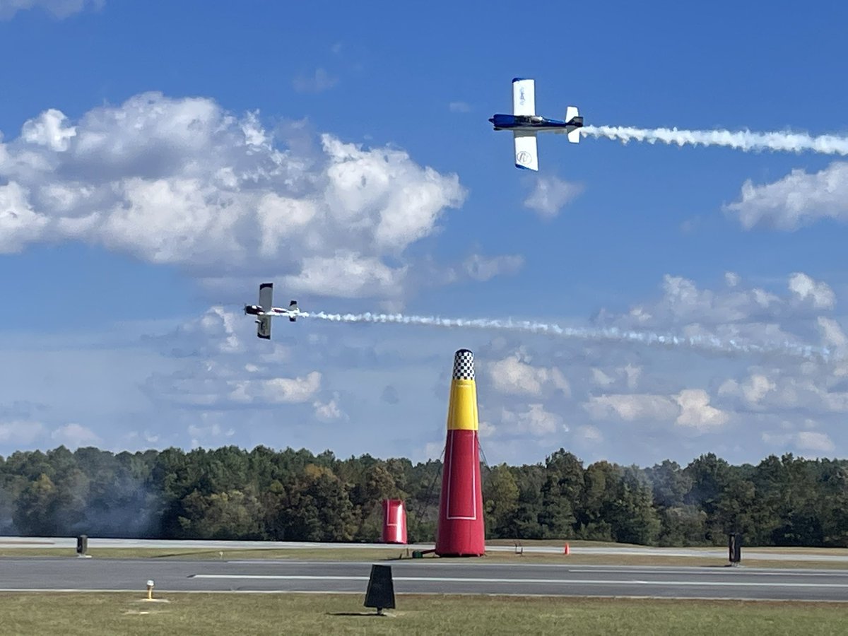 The <a href="/AirshowRacing/">AirShow Racing Series</a> Series training continues for the <a href="/WONGRome/">WingsOverNorthGA</a> Air Show on October 15 &amp; 16. Get ready for the air racing to begin! 🏁

#weloveairraces
#weloveairshows
#weloveairracing
#airshow360