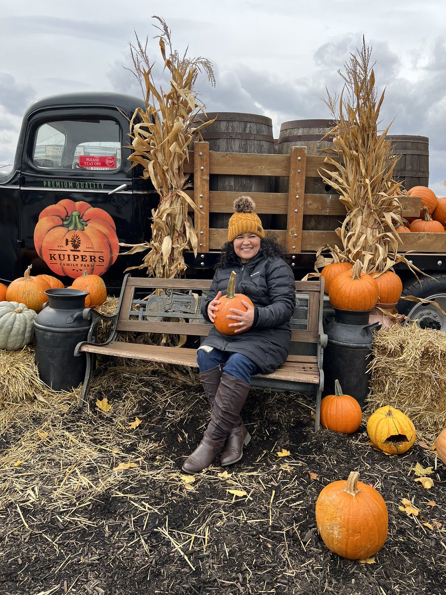 At our HAA Preschool fall field trip at Kuipers Pumpkin Farm. Happy Fall y’all! #preschool #administrator #bilingual #haa #Hinsdaleadventisacademy