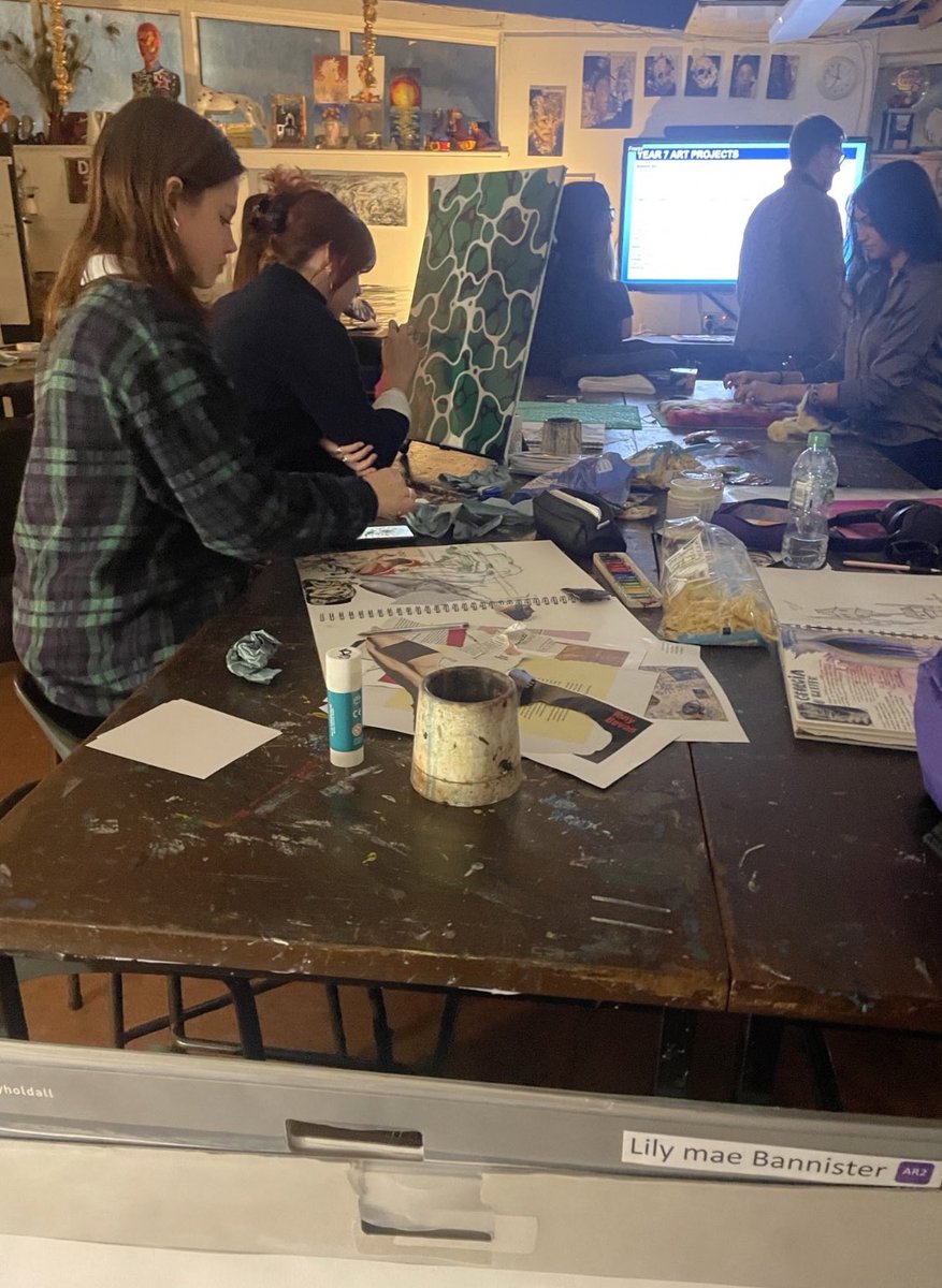 Highams Park School tweet media