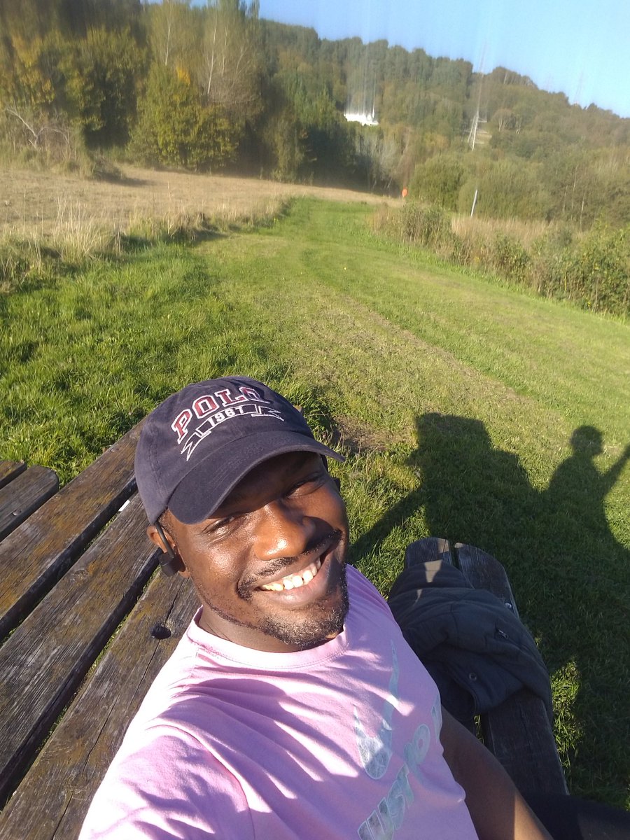 Sanmex2g's tweet photo. I find peace in nature..#llanellibeach #burryport https://t.co/LPCHRBspOi