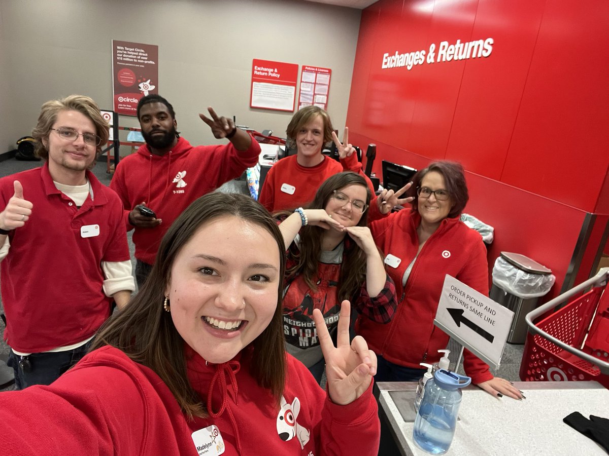 Madelynn tweet media