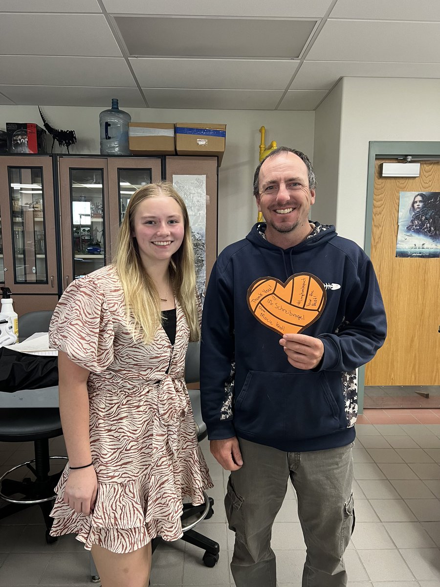 macielayne23's tweet photo. Thank you Mr. Schreibvogel for always making me laugh and smile! You are so funny and I love being in your class! #LonghornImpact @holcombvbsb https://t.co/j5chQM3dld