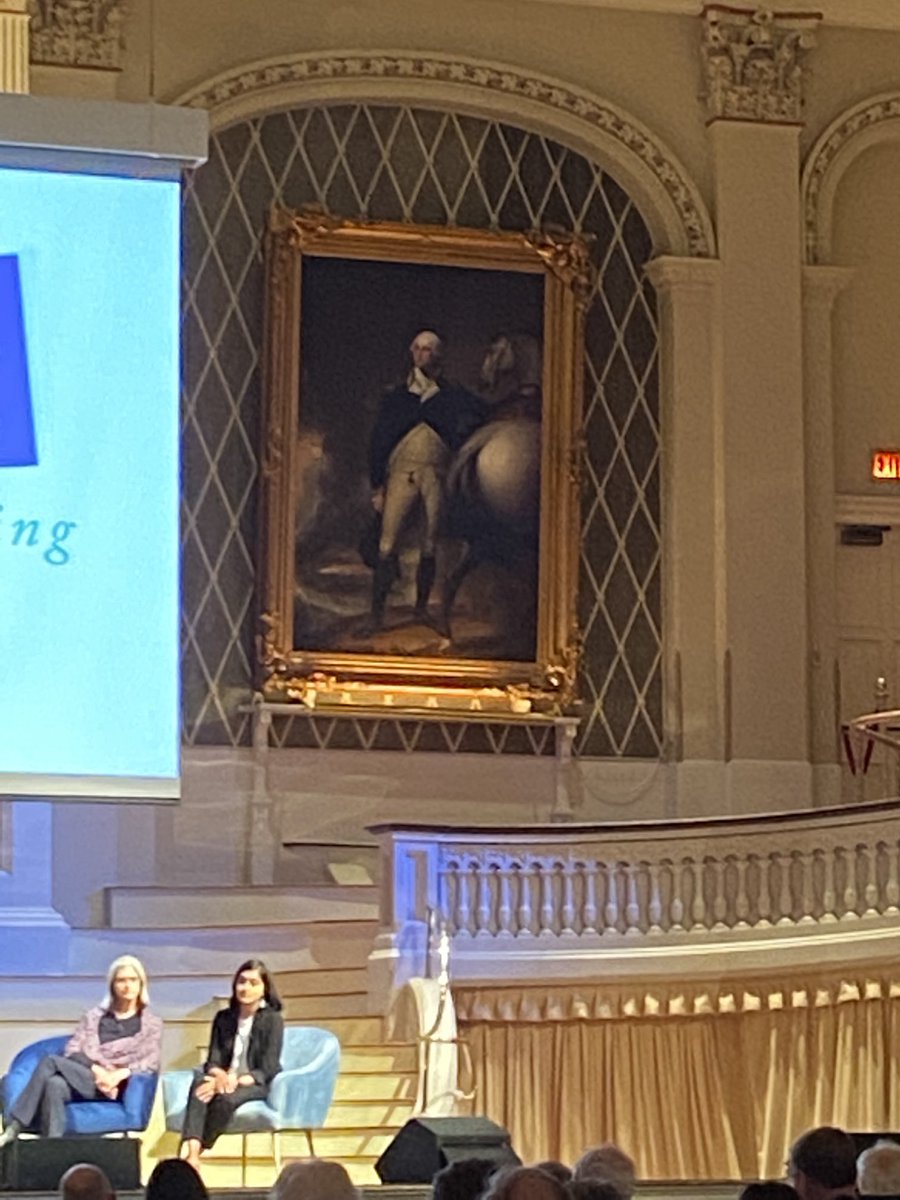 A moment for the artist who was like “I want to paint a portrait of George Washington, but I want to paint him in front of a horse’s butt..” also props to the decorator who was looking for a Washington portrait and said “that one.” #hnesummit ⁦<a href="/MechanicsHall/">Mechanics Hall</a>⁩