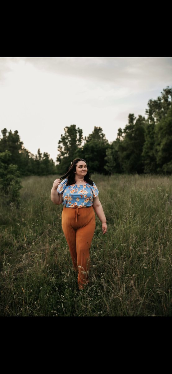 This is a shameless plug for <a href="/JanaJune/">Jana Kern</a> because I’m obsessed with her and she always makes me look good (pssstttt… is it time for our next session!?)