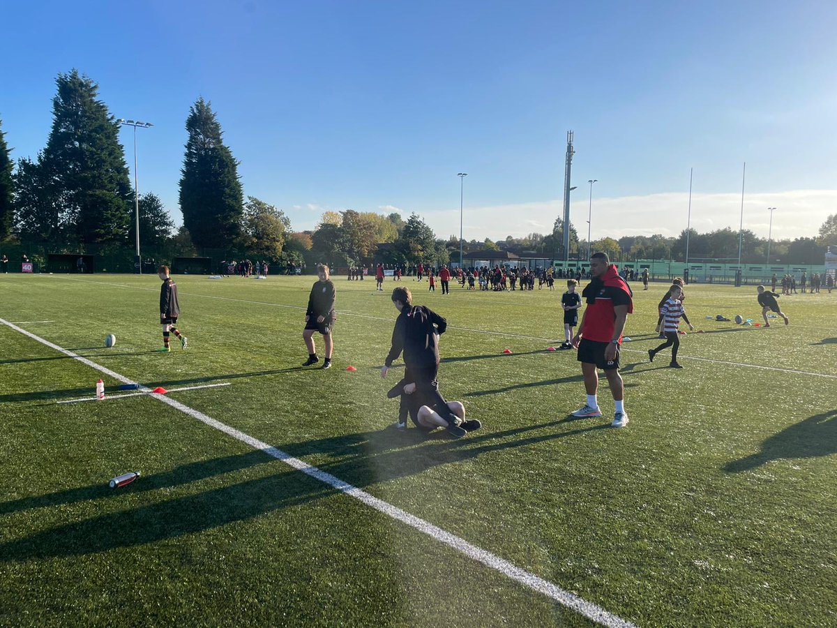 PilksRecsARLFC's tweet image. Amazing day at Ruskin Drive as Tonga RL joined in training with over 200 players.
Massive thanks to 
Jason Taumalolo
Siua Taukeiaho 
Addin Fonua Blake 
Daniel Tupou 
Keaon Koloamatangi 
Sifa Talakai
Kristian Woolf
For making the day so special for the players.