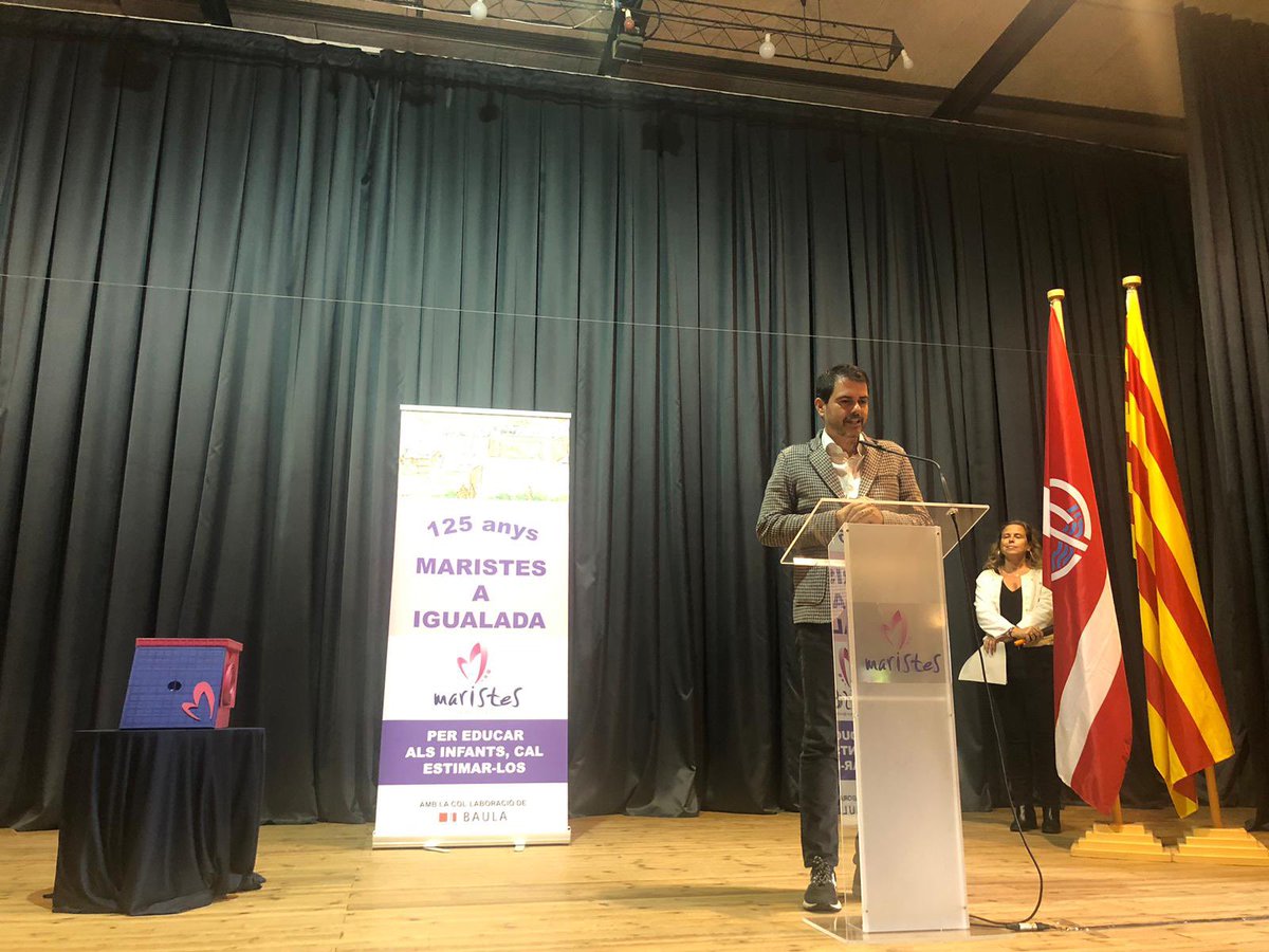MaristesCat's tweet photo. Agraïm la presència de la comunitat educativa d’Igualada. De l’alcalde, @marccastells; del director dels Serveis Territorials del #Penedès, Josep Maria Colomé; del Vicari general del #BisbatdeVic, Josep M. Riba, i del Provincial de L’Hermitage, G. Gabriel Villa-Real. @ajigualada https://t.co/BsXMB9Sh7k