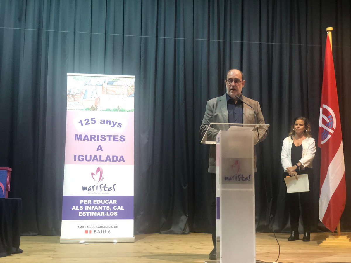 MaristesCat's tweet photo. Agraïm la presència de la comunitat educativa d’Igualada. De l’alcalde, @marccastells; del director dels Serveis Territorials del #Penedès, Josep Maria Colomé; del Vicari general del #BisbatdeVic, Josep M. Riba, i del Provincial de L’Hermitage, G. Gabriel Villa-Real. @ajigualada https://t.co/BsXMB9Sh7k