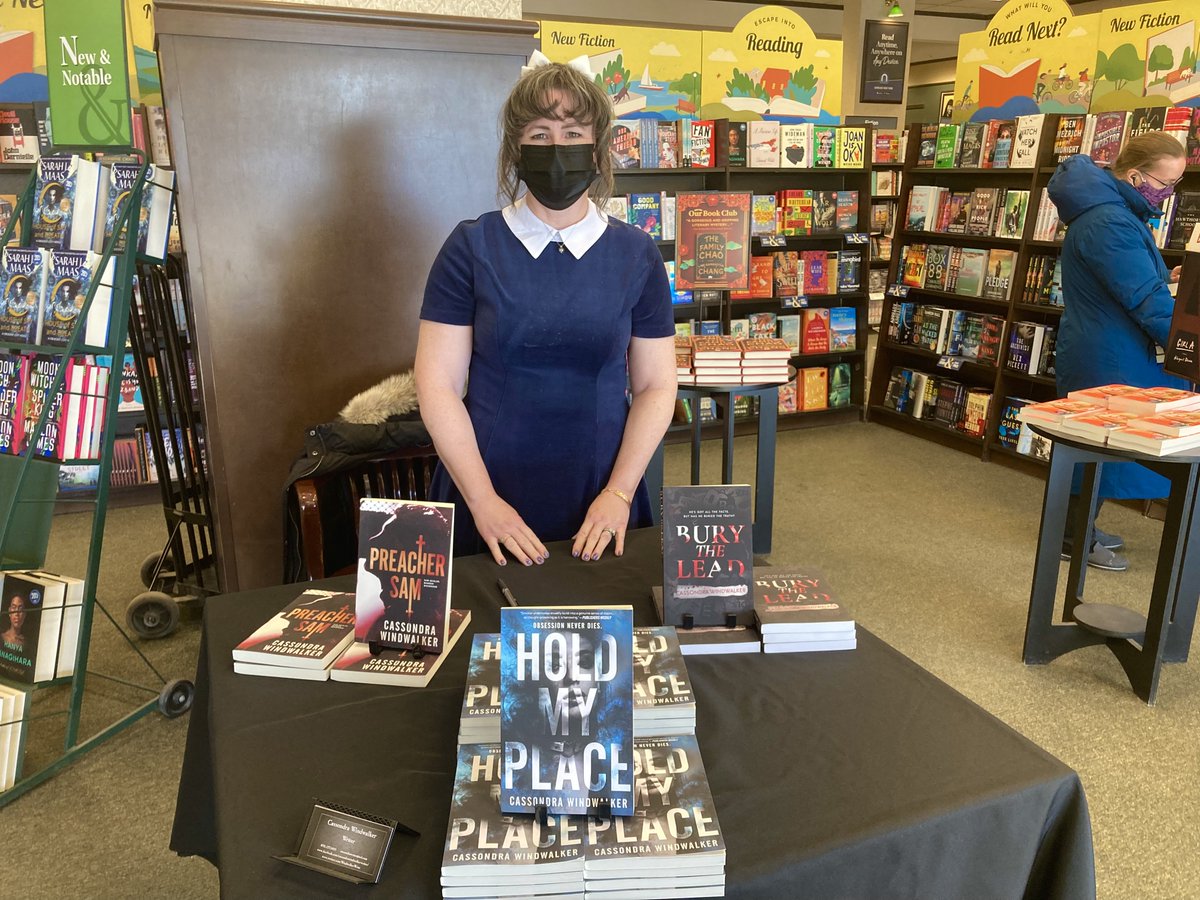Cassondra Windwalker (@windwalkerwrite) on Twitter photo #Alaska friends!
I'll be signing books at Barnes & Noble in #Anchorage this Saturday from 1-4. If you're around, I'd love to meet you! Also a great time to nab some dark fiction for #spookymonth .
<a href="/BNBuzz/">Barnes & Noble</a>
<a href="/blackspotbooks/">Black Spot Books</a> #Alaska friends!
I'll be signing books at Barnes & Noble in #Anchorage this Saturday from 1-4. If you're around, I'd love to meet you! Also a great time to nab some dark fiction for #spookymonth .
<a href="/BNBuzz/">Barnes & Noble</a>
<a href="/blackspotbooks/">Black Spot Books</a>
