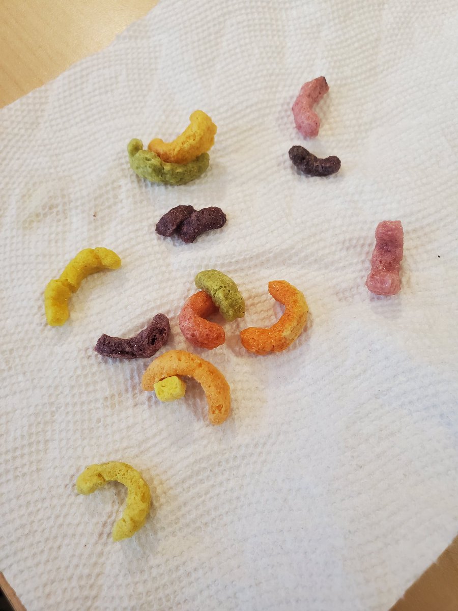 NFTasteless's tweet photo. hey @KelloggsUS what are these fruit "loops" that you have sold me https://t.co/rPkPEb6Xka
