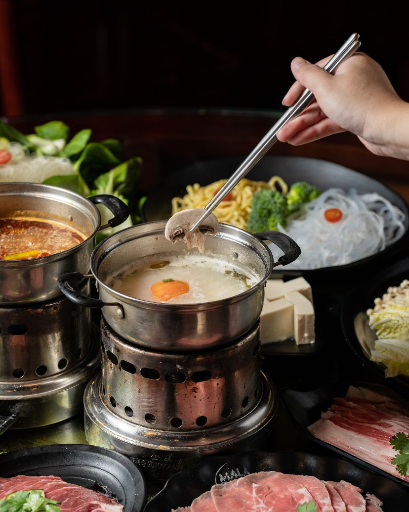 SichuanMala's tweet photo. The art of dipping raw ingredients into boiling broth was perfected in Sichuan. Enjoy the Hot Pot experience with a trip to Mala Tang where authentic Sichuan Cuisine is our speciality. #malatang #arlingtonva #delivery #nova #sichuan #sichuancooking #hotpot https://t.co/heCZlwTD5J https://t.co/PAOsEIBmpO