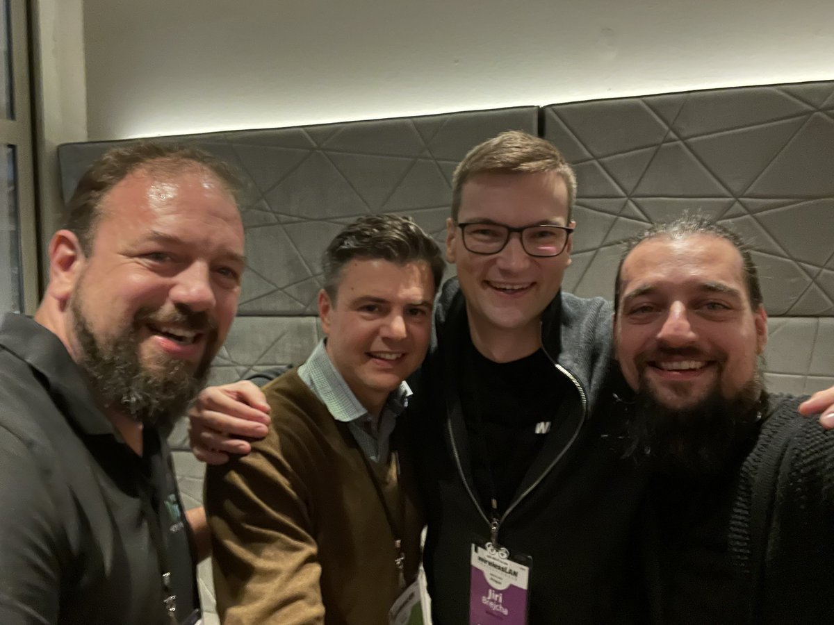 BartyK2's tweet photo. Ending #WLPC like it started on Tuesday. Getting nice drinks with nice people. @jiribrejcha, Artur &amp; Yasar at the OpenWiFi OpenBar 🍻 https://t.co/x0n6OwVXiA