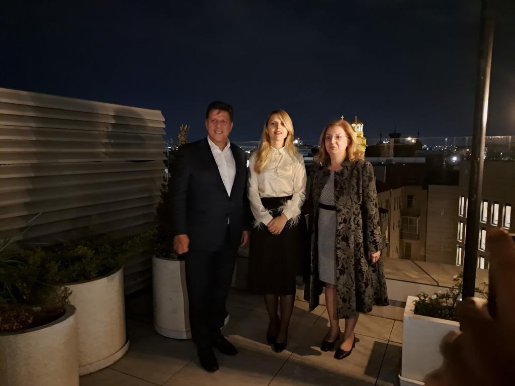 vpetrova_mfa's tweet photo. It is my pleasure to host, for trilateral consultations, my good colleagues Alternate Minister of Foreign Affairs @Mvarvitsiotis from Greece and State Secretary #Gitman from Romania. Western Balkans on tonight’s agenda. 🇧🇬🤝🏻🇬🇷🤝🏻🇷🇴@MAERomania @GreeceMFA https://t.co/oDzzqeOSmv