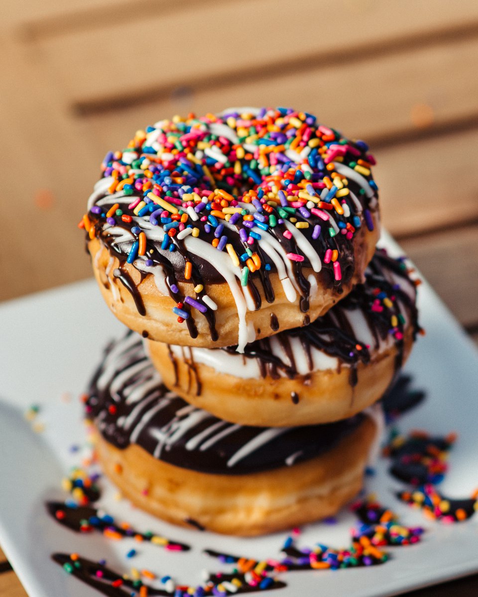 iDoRecall's tweet photo. What is your favorite dessert? Reward your hard work at studying recalls with something yummy and sweet! #flippingforidr #idorecall #studytips https://t.co/FUemKAD531