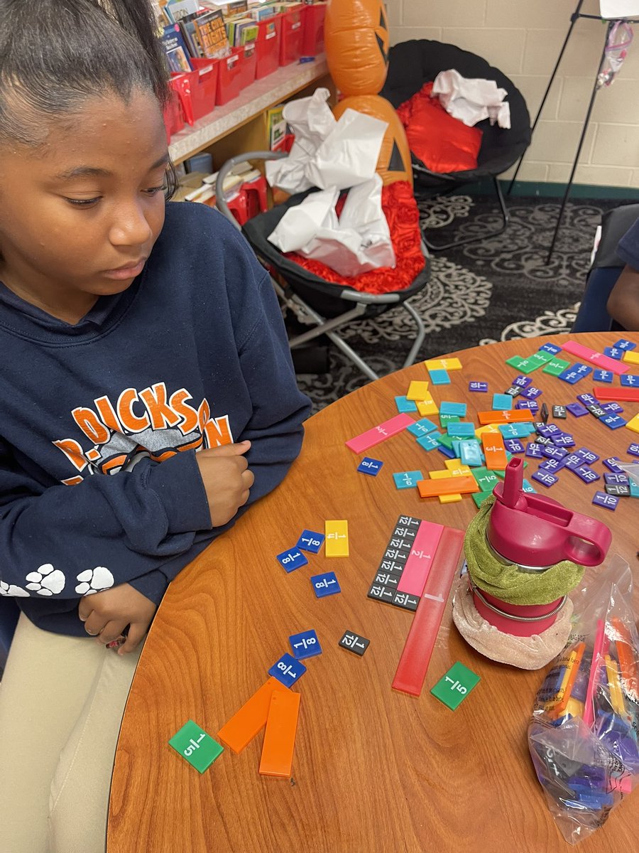 Using fraction bars to launch into adding and subtracting fractions with unlike denominators. <a href="/DicksonTigers/">E.R. Dickson Tigers</a> <a href="/mcpss/">sabhan</a>