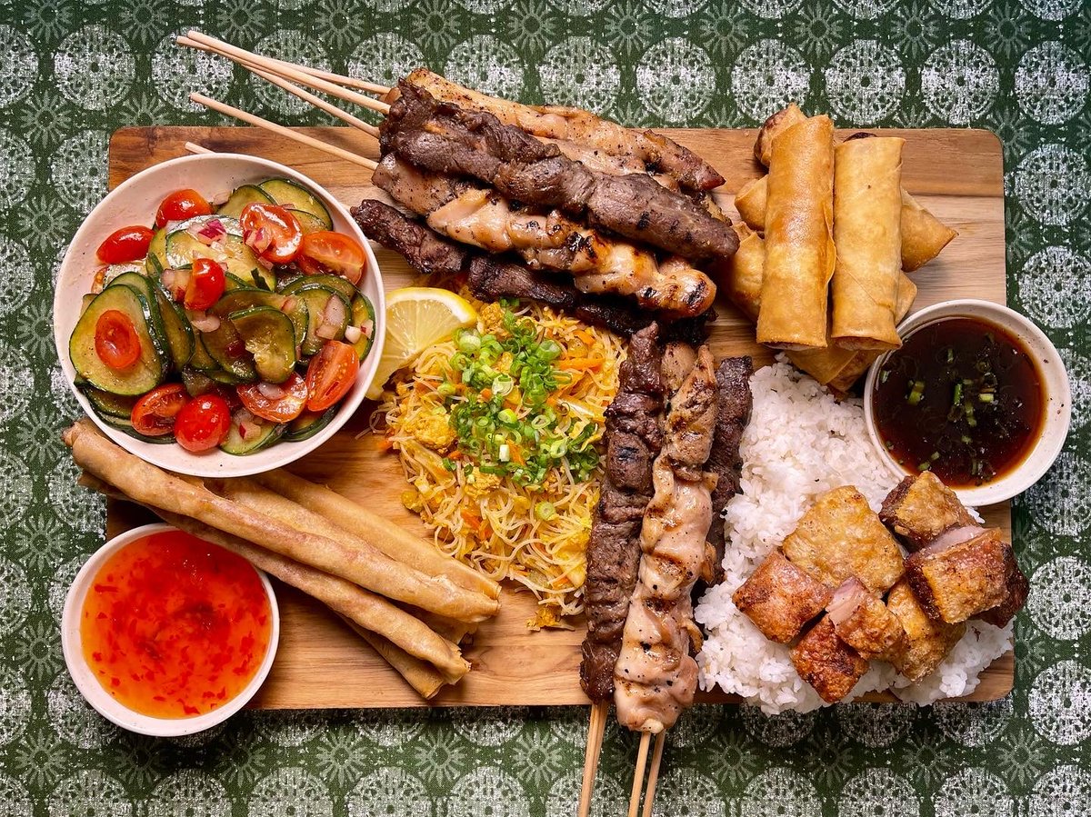 It's #FilipinoAmericanHistoryMonth 🇵🇭  Celebrate and learn about the Filipino culture by checking out <a href="/meatstreet_mke/">Meat on the Street</a>. Located inside the Eleven25 at Pabst, grab a delicious meal featuring lumpia, pork adobo, garlic rice, and more!