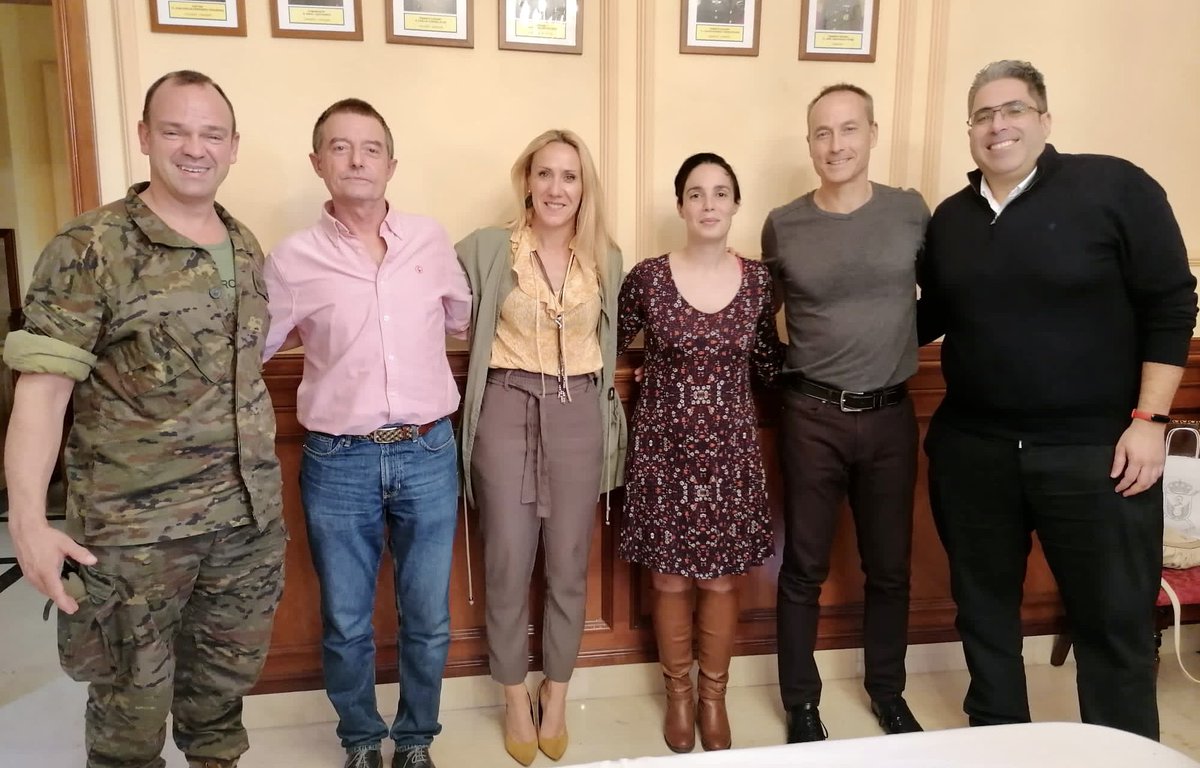 RFEKarate's tweet photo. Continuamos estrechando nuestra alianza con el ejército español, con @UGFAS_ .
Hoy, reunidos para seguir avanzando en la idea de vincular el karate federado con el perfil militar y generar la mejor imagen de esta gran simbiosis.
#ESPKarateam #UGFAS
@amarqueomor @Defensagob https://t.co/Tyi88HexGn