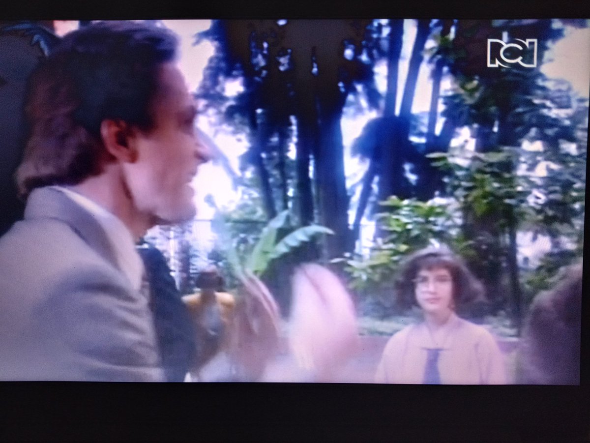CAMILO_ALVAREZ's tweet photo. #Mirabel Madrigal también aparece en #CaféconAromadeMujer https://t.co/1Qg9fawfMk