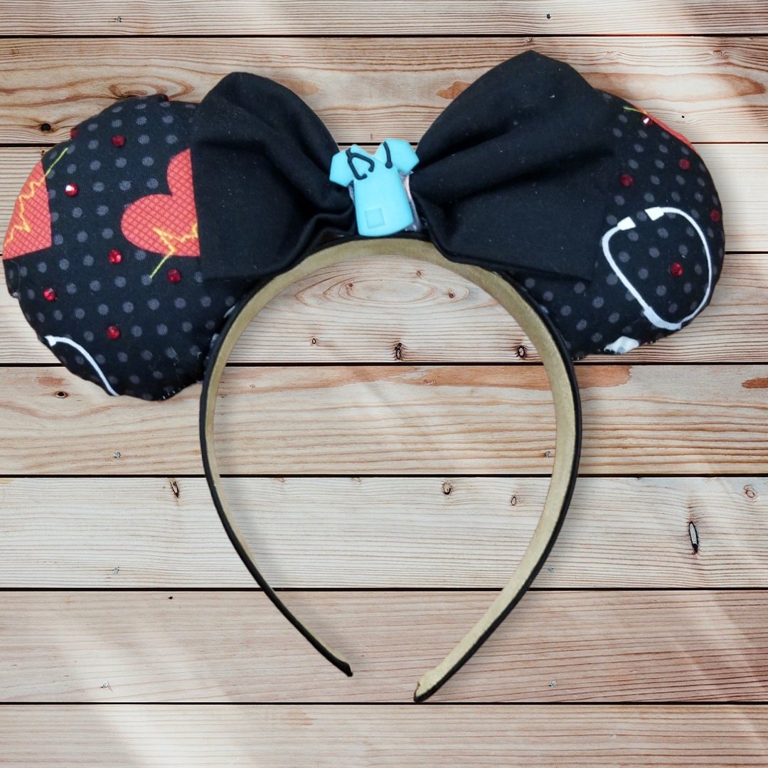 dragonspirit75's tweet photo. Excited to share the latest addition to my #etsy shop: Let's hear it for our #HealthCareHeros 
#Gift #gifts #Christmas #share #Dance #thursdayvibes #homemade #familyfun #helpyourself @FrankieJupiter
@AGT @TheEllenShow @pulte @Ask_The_Nurses
https://t.co/jvusSYgbX7 https://t.co/7eFLGTDSln