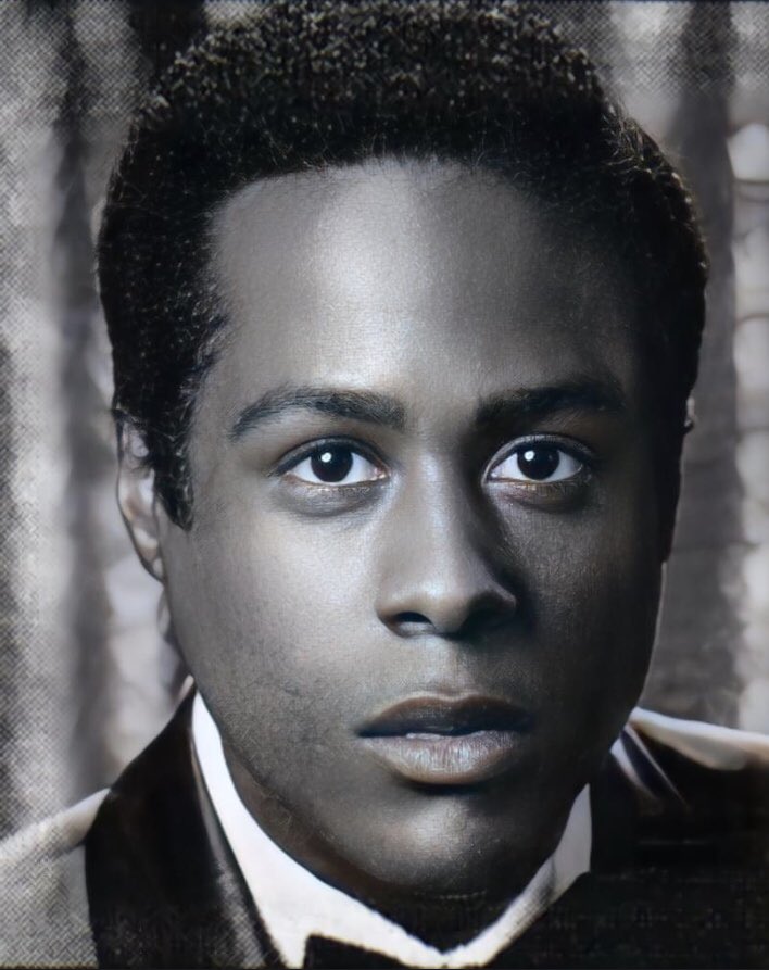 suemarree's tweet photo. A big happy birthday today to @terrondbrooks known for his role as Eddie Kendricks in the 1998 Temptations miniseries. Have an amazing day, full of blessings and love 🙏🙏🙏🙏❤️❤️❤️❤️ https://t.co/r3UARarLFq
