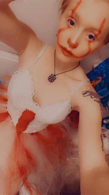 Special Halloween content coming soon 😉 https://t.co/CexfQrmVZo https://t.co/uUIkbK6JSa