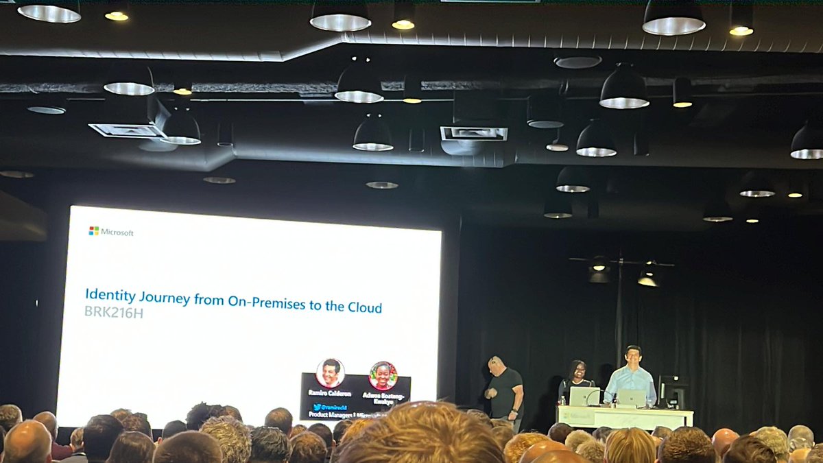 groupeArtemys's tweet photo. #altupLive 📣 C’est la pause-déj, burger made in USA, pour Thierry qui a pris un peu d’avance sur Fabrice, toujours à l’écoute de la session sur la migration on-prem vers Azure AD.
Allez, courage ! Bientôt un burger pour toi aussi 🍔 Yummy!
#msIgnite #msignite2022 #seattle https://t.co/PhwNVdS0lN
