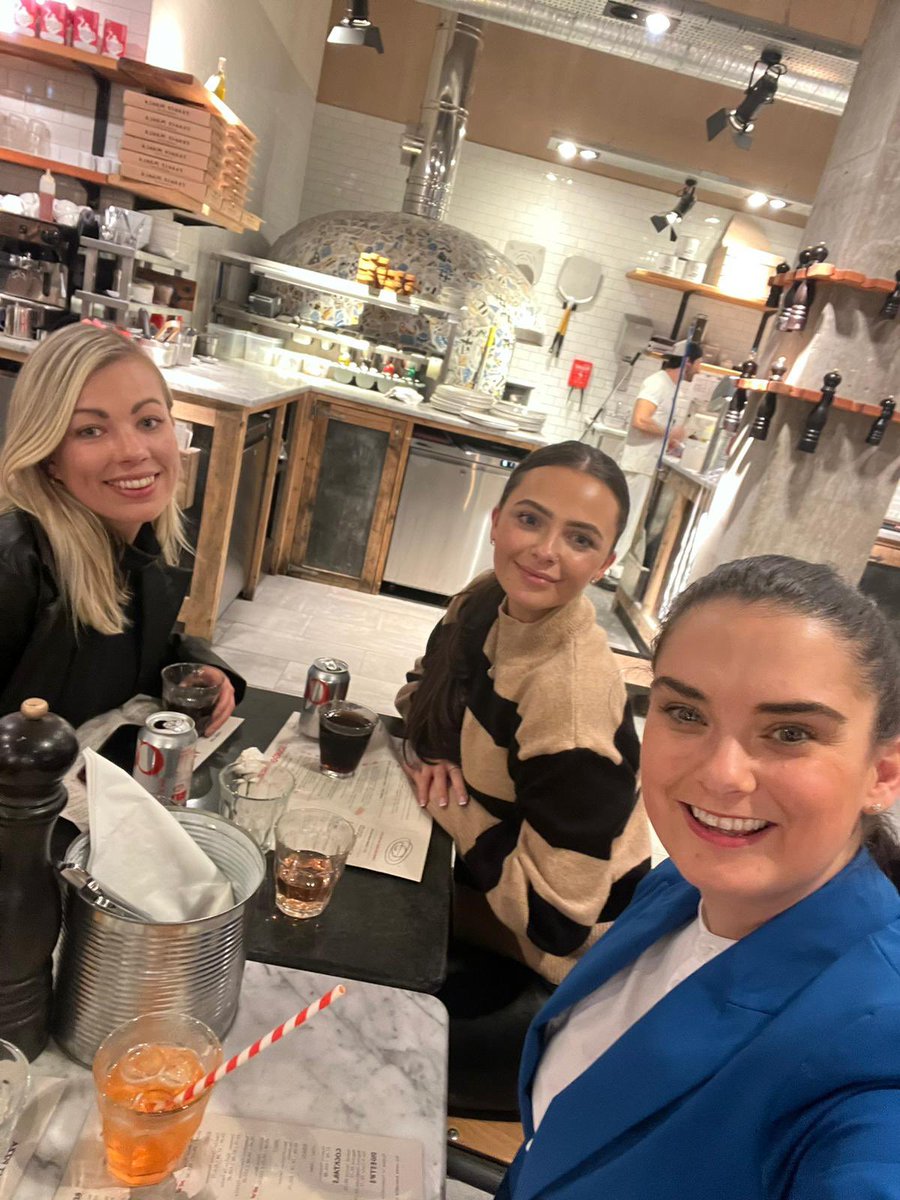 Stephanie Cowan tweet media