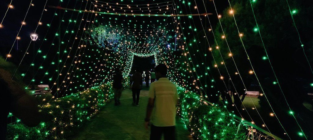 prakhar__gupta_'s tweet photo. Day 0, #Thomso @iitroorkee https://t.co/agiGrxU7f1
