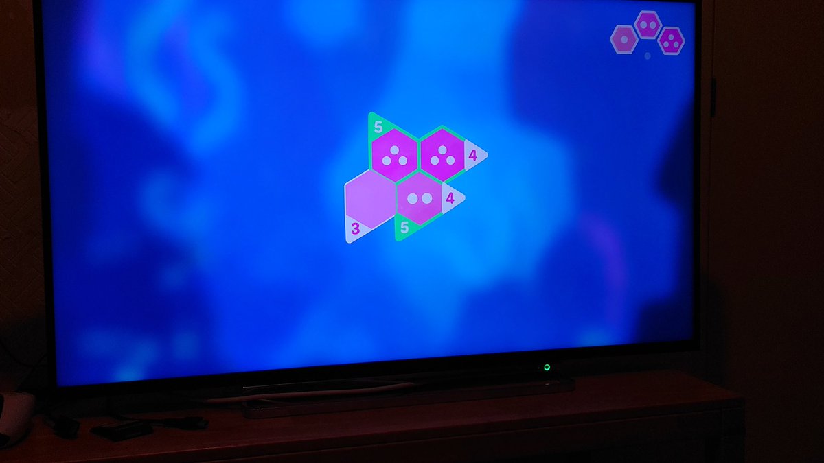 S0UNDK1LLAH66's tweet photo. #Gamers who like mathematic logic puzzles with calming colours. And chilled music?
Buy #Hexologic on #xbox
At £1.67p in their weekly sale - you honestly cannot go wrong.
https://t.co/NufpcQdonJ https://t.co/OOsT4fpBYI