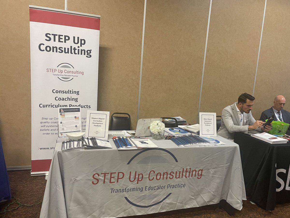 shaunastep's tweet photo. Enjoying the MO Charter Conference! Come by and chat if you would like curriculum support. #mcpsa https://t.co/uiRCpxwkSH