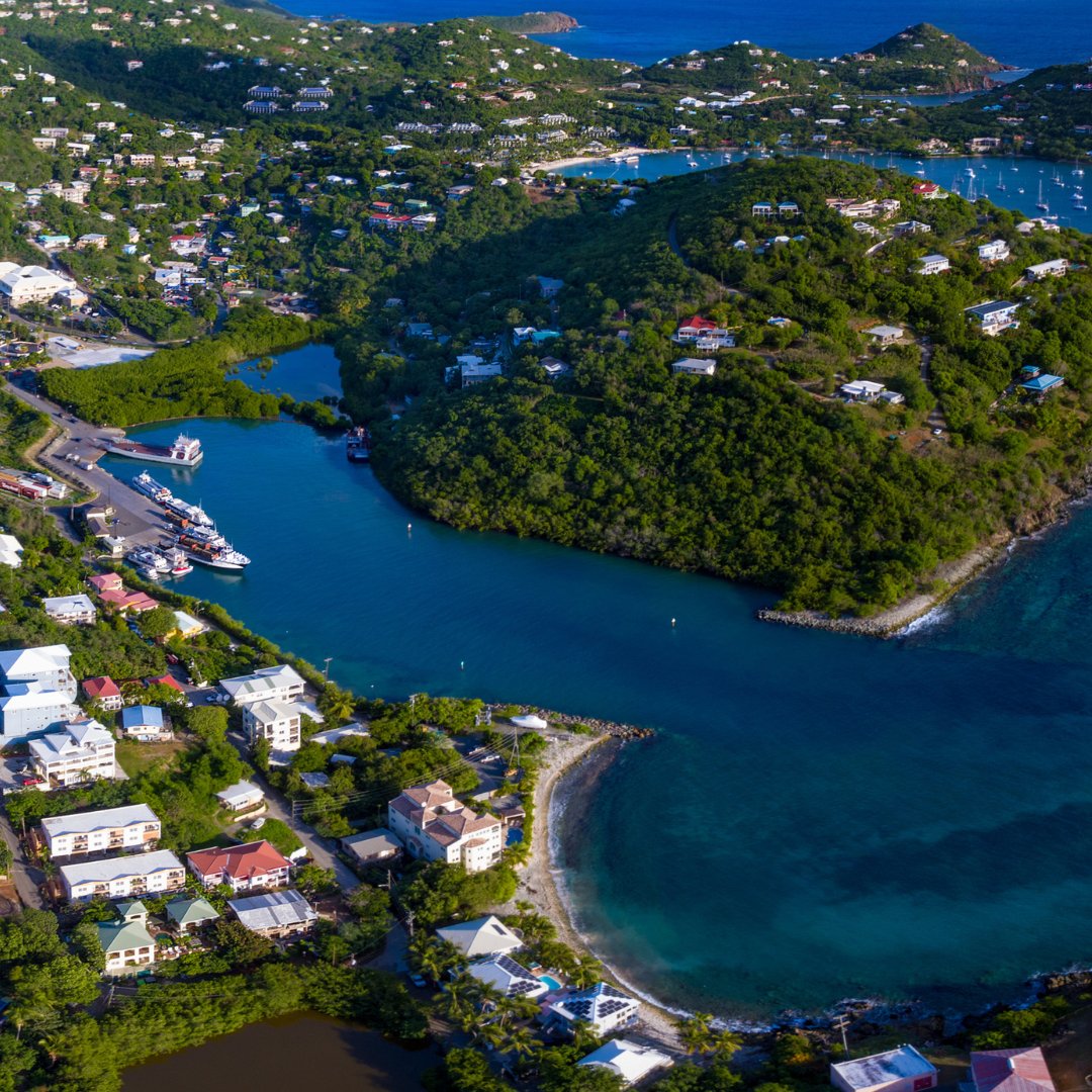 USVItourism's tweet photo. Views, views, views. 😎 #StJohnUSVI has local farm-to-fork restaurants and more than 11,500 acres of protected land for you to feel in harmony with nature. ​

#VisitUSVI #ReconnectWithParadise #USVINice #USVirginIslands #USVI #StJohnUSVI #CruzBay https://t.co/BodgcOwvSK