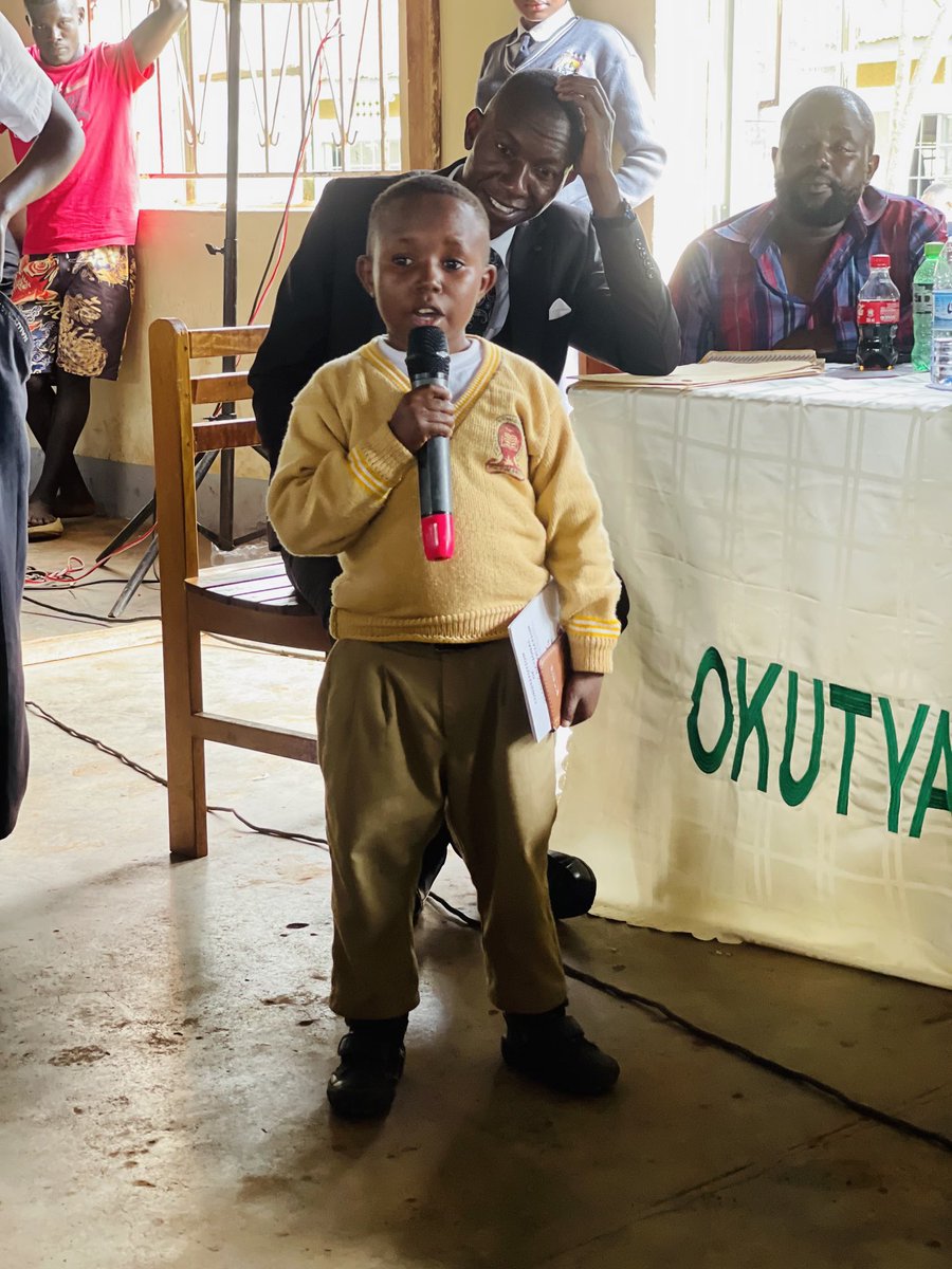 MutesiHadijah1's tweet photo. His a form three student😍, won the UNSA election today as a representative for PWD in Mityana🥳🥳🥳 @unsaugofficial https://t.co/K47s4k8axL