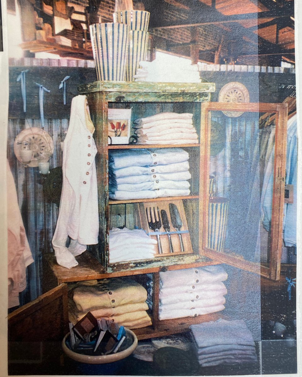 Anthropologie's tweet photo. On this special #ThrowbackThursday, we're heading back to the years 1992 - 2002 – to showcase some of our favorite #AnthroWindows of the era. Follow along via our feed for more blasts from the past as we celebrate 30 Years Of Anthro! ✨ https://t.co/FjDn1oq7O6