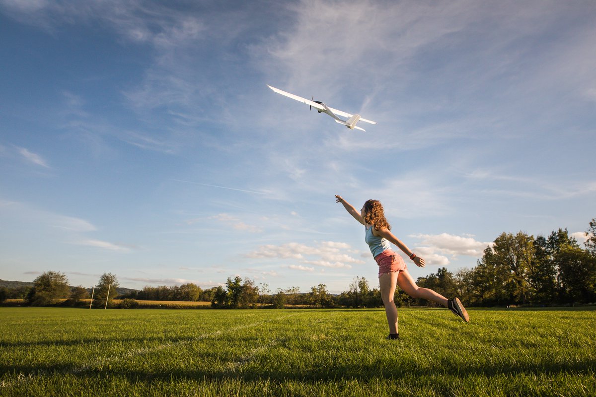 Taking #aeronautics to the nest level. ✈️ Students designed a glider built to test the mechanisms of silent owl flight. This research could help reduce the noise produced by aircraft, wind turbines, and other machines. #aviationengineering #mechanicalengineering