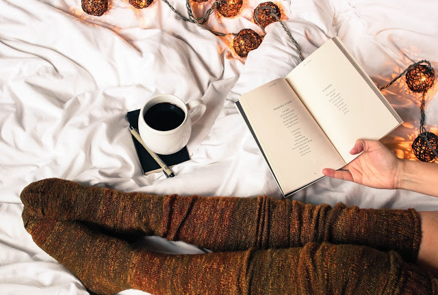 Not everyone loves the summer weather. Missing the cold? Why not start thinking about the cooler fall season! Here are over 150+ fall blog posts to write about

loveemblog.com/2020/09/fall-b…

<a href="/BloggersHut/">Bloggers Hut ✨</a> #BloggersHutRT @cosyblogclub
#theclqrt #TRJForBloggers #bloggerstribe