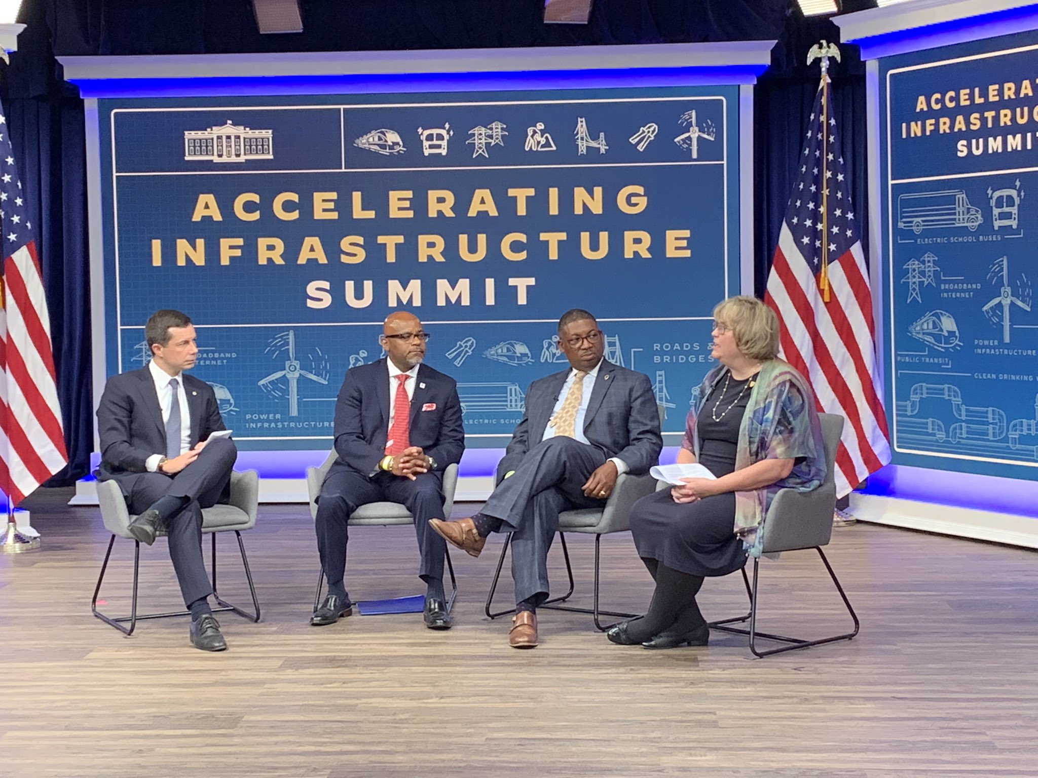 National League of Cities (leagueofcities) / Twitter