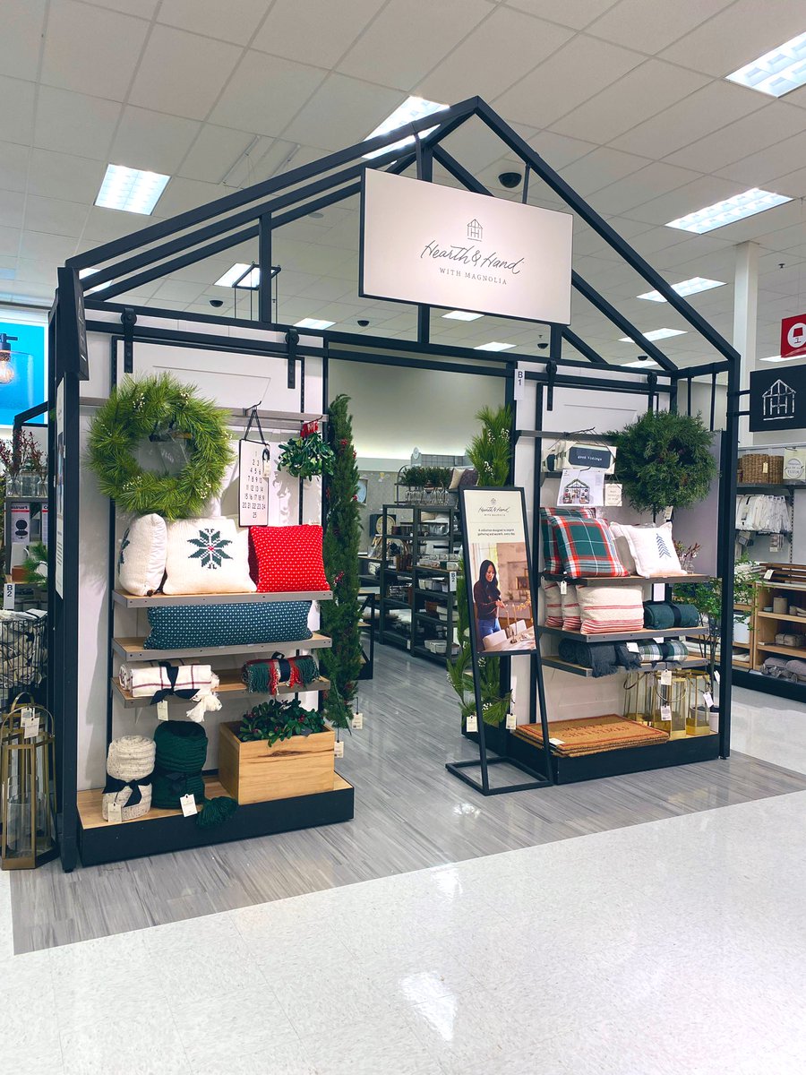 Christy Daniels tweet media