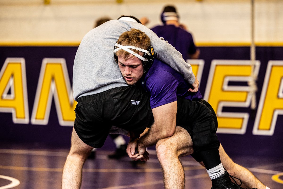 NCAAWrestling's tweet photo. Only the strong wrestle...everyone else plays basketball. 💪

#NCAAWrestling x 📸 @UNI_wrestling 
https://t.co/vCf7NultrZ