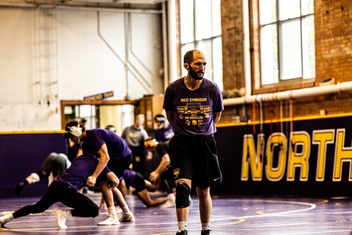 NCAAWrestling's tweet photo. Only the strong wrestle...everyone else plays basketball. 💪

#NCAAWrestling x 📸 @UNI_wrestling 
https://t.co/vCf7NultrZ