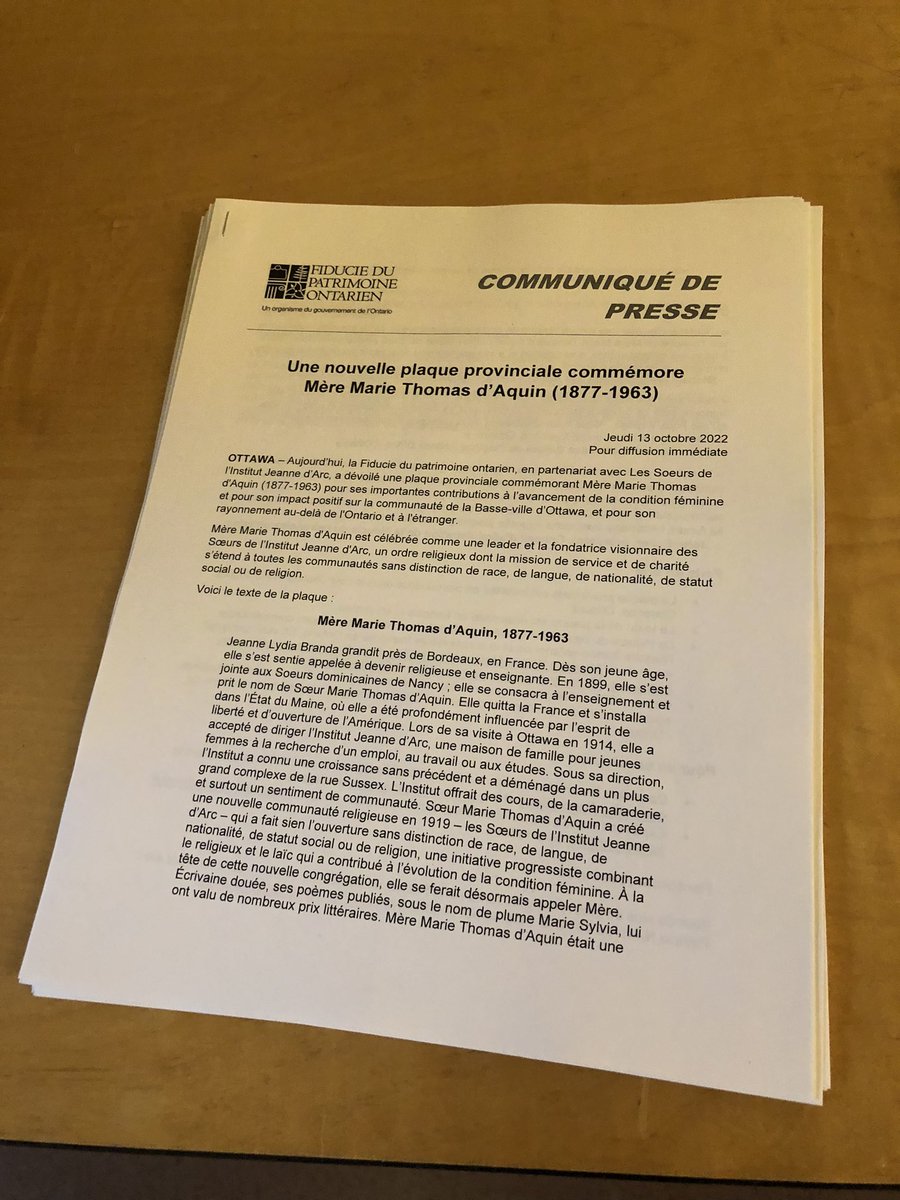 Dévoilement d’une nouvelle plaque provinciale dans le Marché By pour commémorer la vie et la contribution de Mère Marie Thomas en compagnie de l’équipe et des amis du <a href="/museoparc/">Muséoparc Vanier</a> #patrimoine