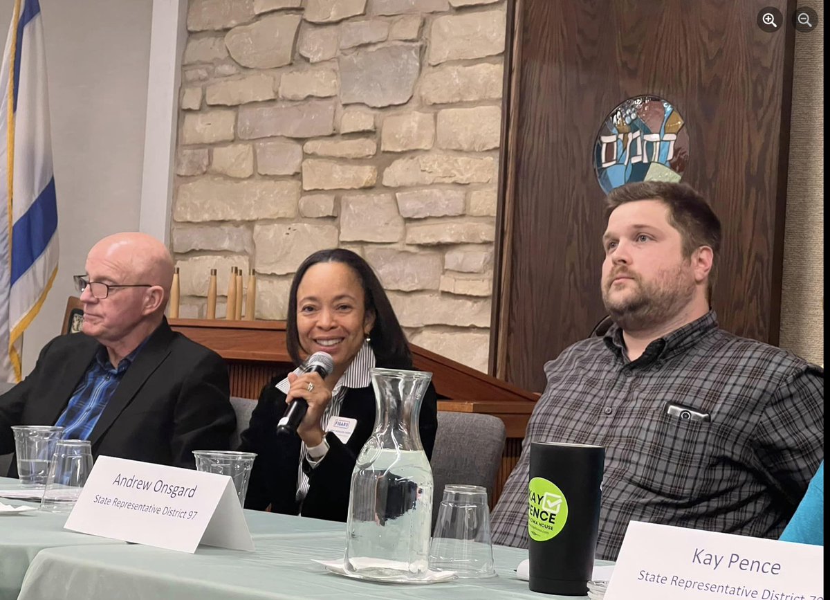 We had a frank and enlightening discussion about freedom of religion with Jewish, Muslim, Hindus, and Christians at Congregation Beit Shalom last night. Several candidates shared their perspectives.