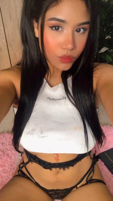 Hey lovers. https://t.co/9lMUeIB73x suscr&iacute;bete para hablar y jugar mejor🥰✨ https://t.co/8yBYgbU4Bx<a href="/tag/camgirl"class="tags"><span>#camgirl</span></a><a href="/tag/culosgrandes"class="tags"><span>#culosgrandes</span></a><a href="/tag/tetonasseductoras"class="tags"><span>#tetonasseductoras</span></a><a href="/tag/latinacaliente"class="tags"><span>#latinacaliente</span></a>